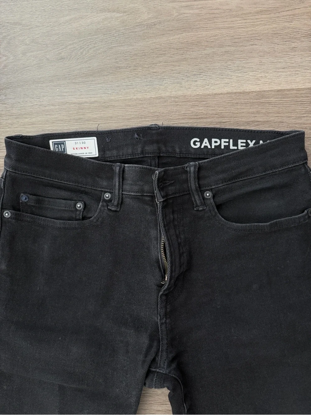 GAP Men’s GAP FLEX MAX Black Skinny Jeans - Picture 2 of 4